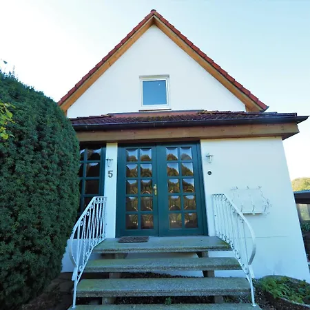 Einfamilienhaus Awh 005 別荘 *