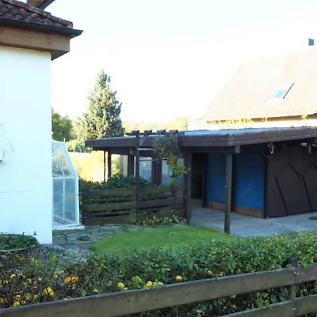 Einfamilienhaus Awh 005 別荘 *